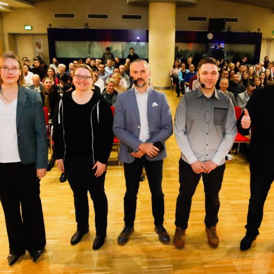 Galaksija marketinga & tuji experti